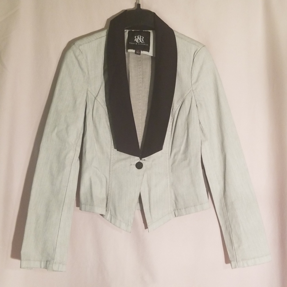 Nwt rock & republic denim jacket black collar